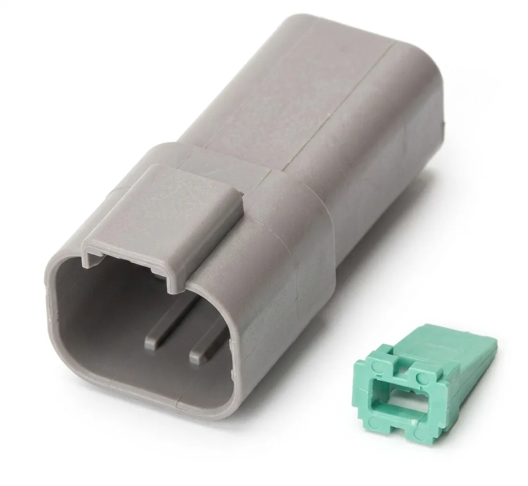 Technical illustration of the 4 Pin Connector (Male)
