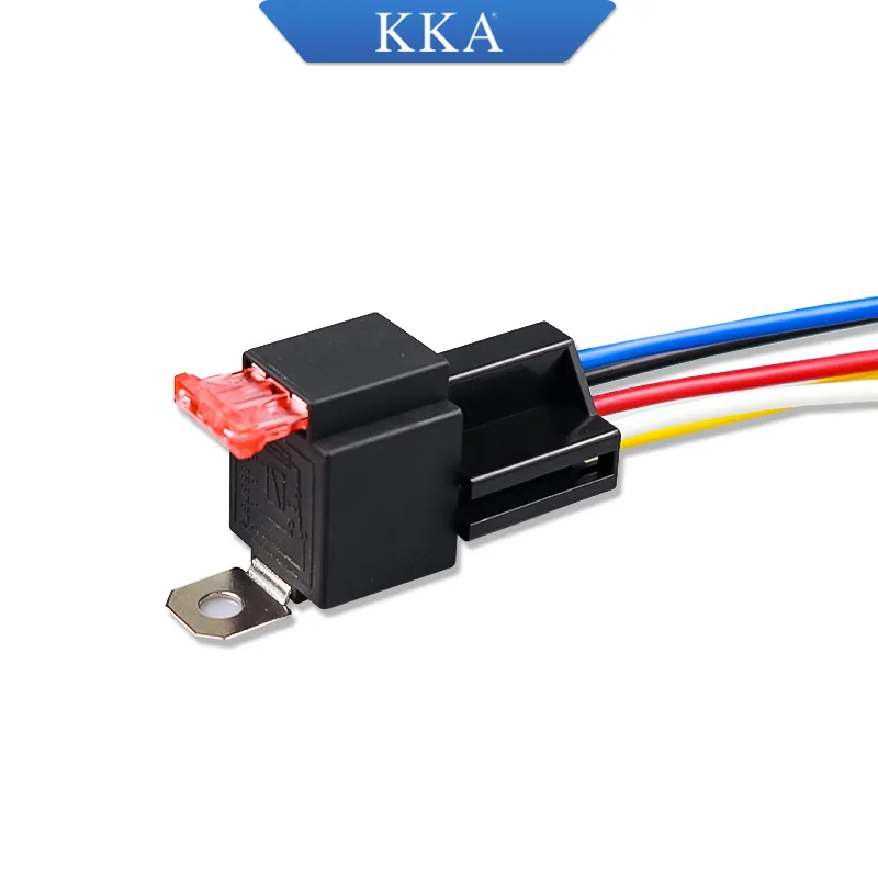 Technical illustration of the Constant-voltage Relay DC - 12V - 40A - 4 Pin Connector with Plug&with Fuse