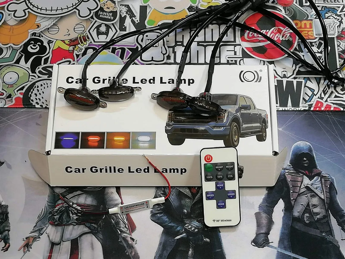 Technical illustration of the Grille 4 Spot Lighting, Red/blue